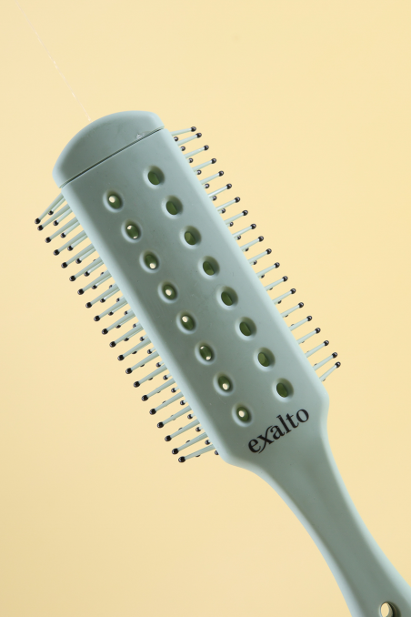 THE DETANGLER
